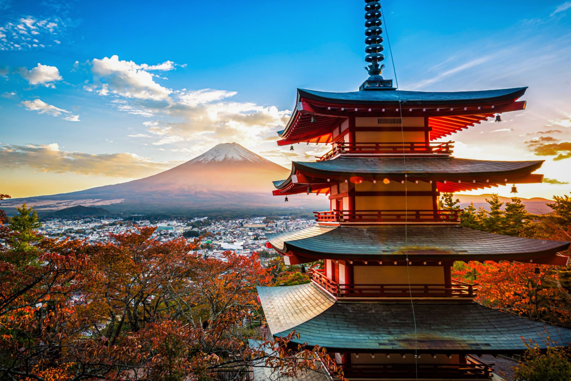 Mt Fuji, Pagoda In Autumn