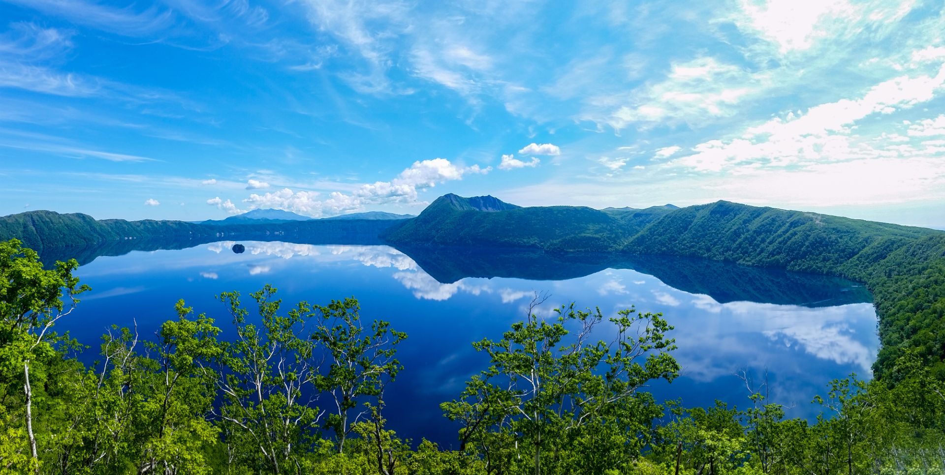 Lake Akan